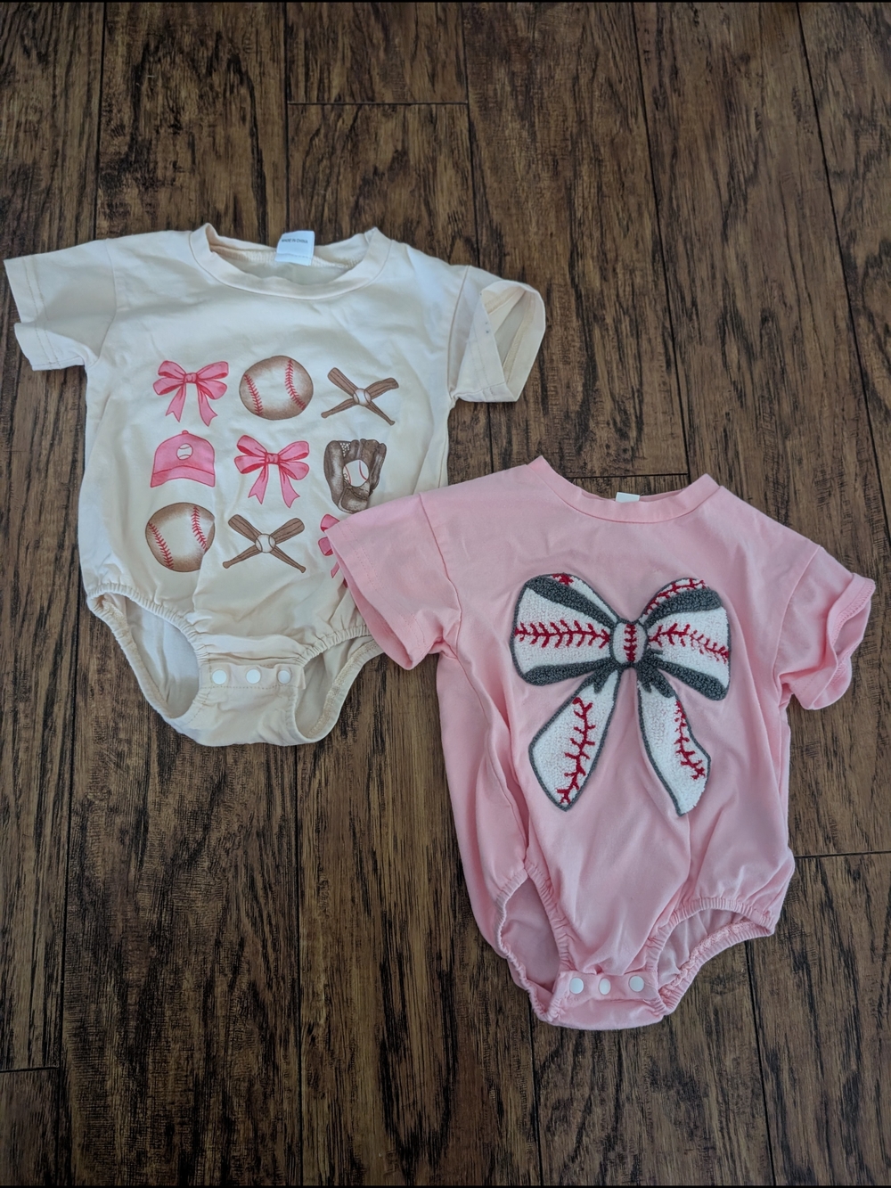 💥3/$24 Set Of 2 Baby Girls Pink and Cream Baseball Bow One-Piece Bodysuits